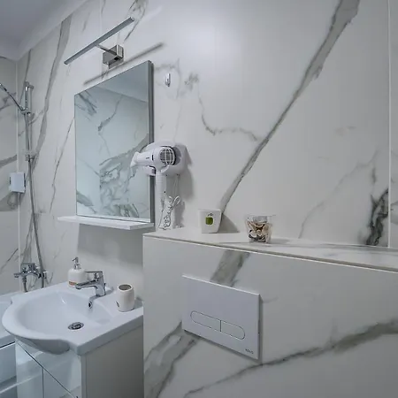 Apartment Feel Like *