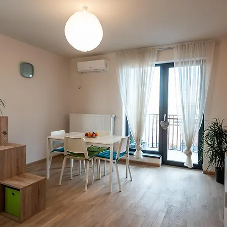 Apartment Feel Like *