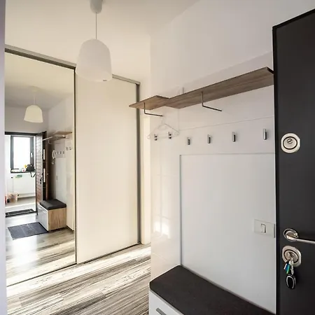 Feel Like Apartment *