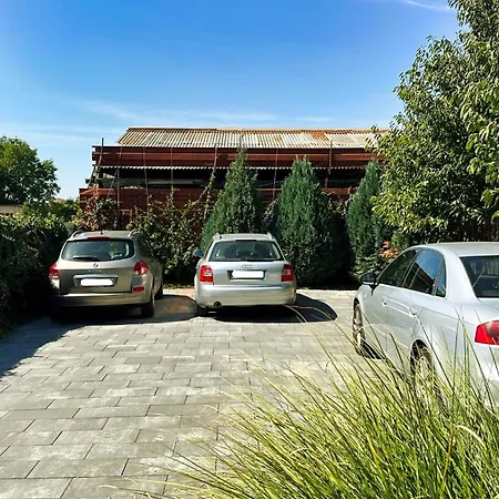 Feels Like - Free Parking And Quite Area טימישוארה