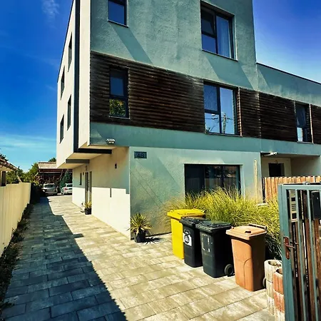 Feels Like - Free Parking - Powered By Neo דירה טימישוארה