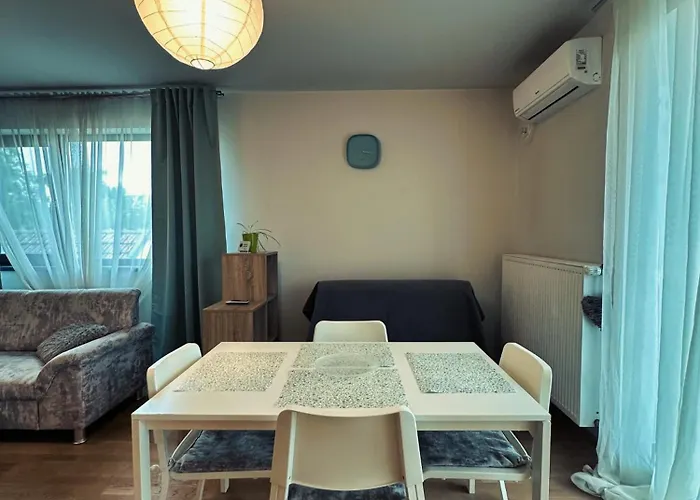 Feels Like - Free Parking - Powered By Neo Timişoara