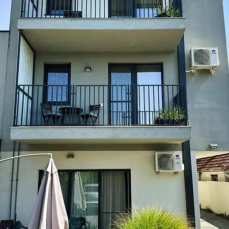 Feels Like - Free Parking - Powered By Neo Apartmán Temešvár